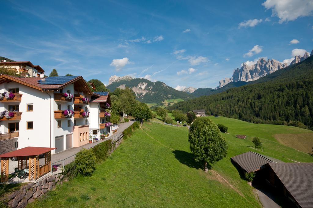 Residence Toeglhof Funes  Esterno foto