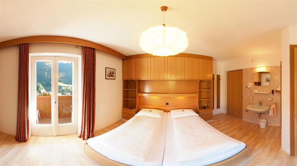 Residence Toeglhof Funes  Esterno foto